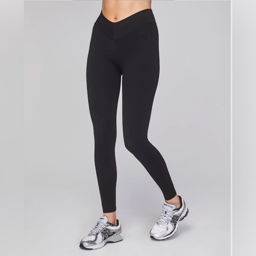NWT Joja Level Up Leggings in Midnight